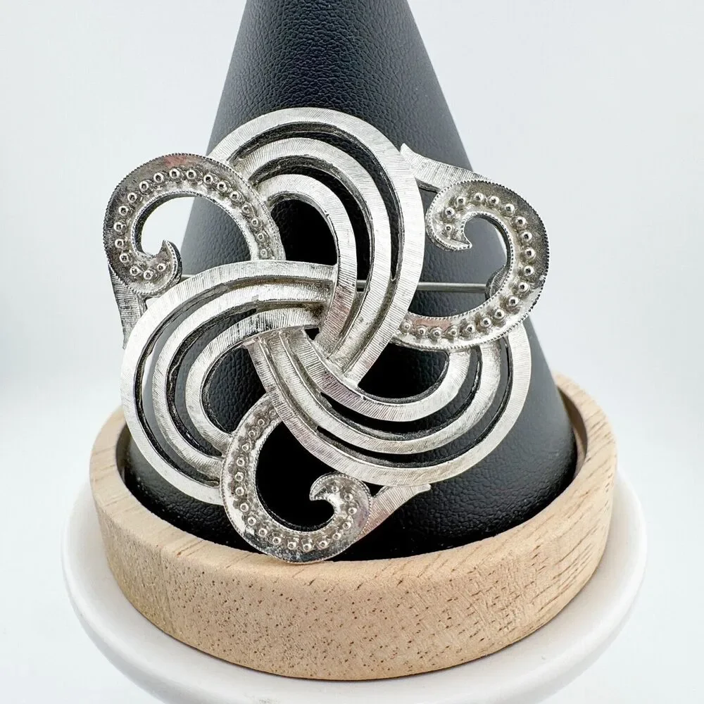 Vintage Monet Swirl Filigree Brooch Textured Elegance Glamour Timeless Retro